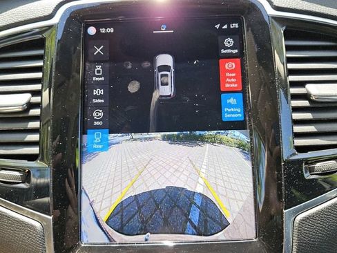Used 2023 Volvo XC90 B6 Plus w/ Protection Package Premier AWD/4WD image 18