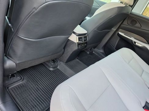 Used 2024 Lexus RX 350h w/ Accessory Package (Z1) AWD/4WD image 31