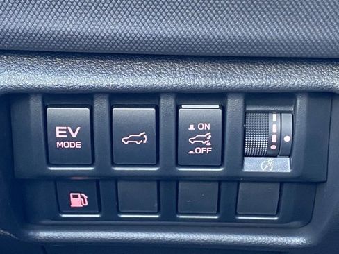 New 2025 Subaru Forester Touring image 14