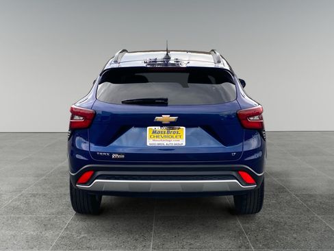 Used 2024 Chevrolet Trax LT FWD image 4
