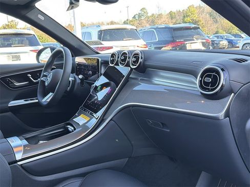 New 2025 Mercedes-Benz GLC 300 4MATIC image 21