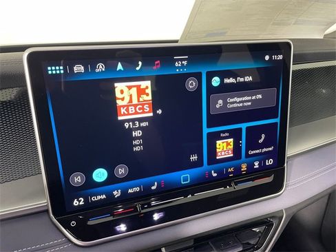 New 2025 Volkswagen Tiguan SE R-Line image 5