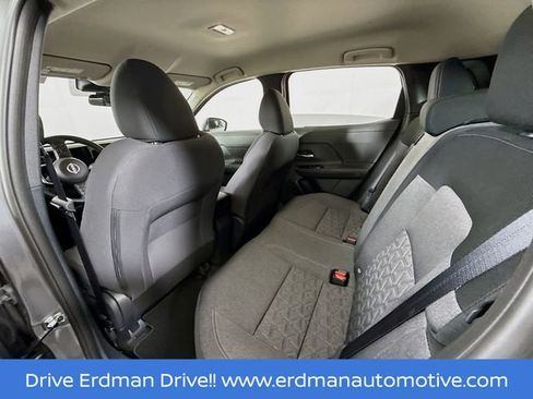 Certified 2025 Nissan Kicks SV image 10