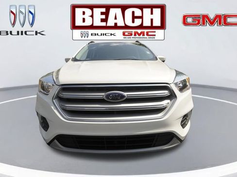 Used 2018 Ford Escape SE FWD image 8