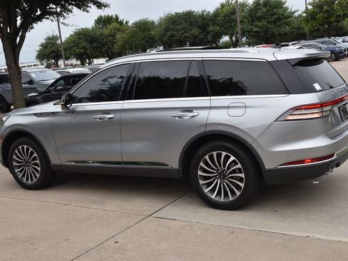 Used 2023 Lincoln Aviator Reserve w/ Equipment Group 201A AWD/4WD image 11