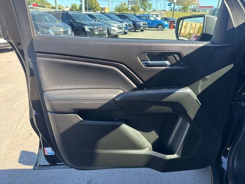 Certified 2024 Chevrolet Colorado LT w/ LT Convenience Package image 11