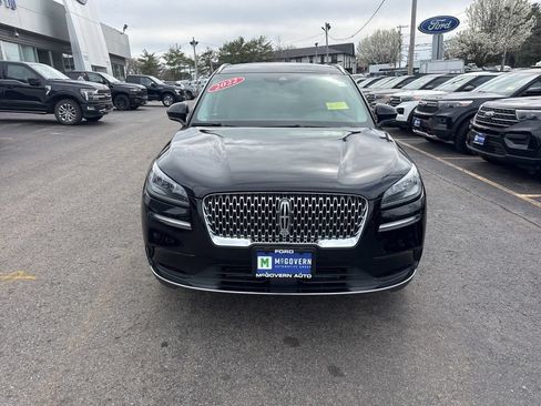 Used 2022 Lincoln Corsair AWD w/ Premium Package image 4