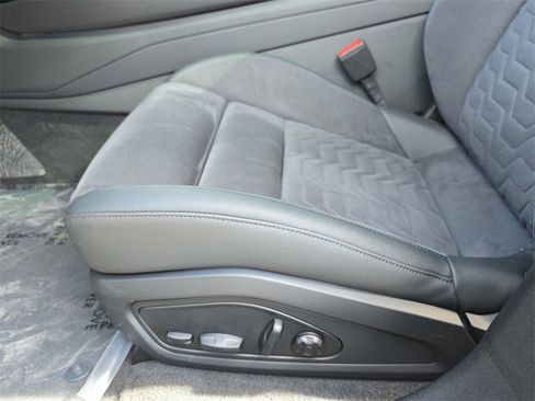 Certified 2024 Audi e-tron GT Premium Plus image 17