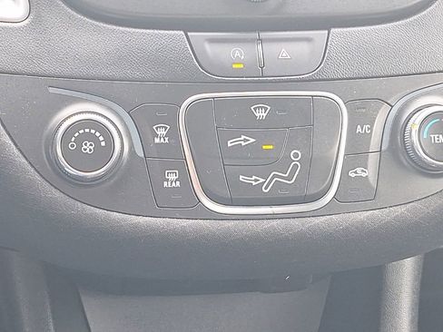 Used 2023 Chevrolet Malibu LS w/ Driver Confidence Package image 39