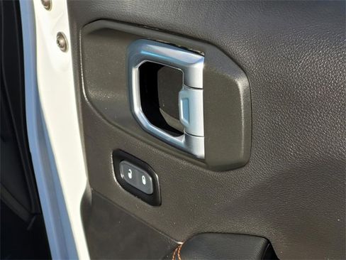 Used 2021 Jeep Gladiator Mojave image 12