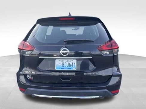 Used 2020 Nissan Rogue S FWD image 5