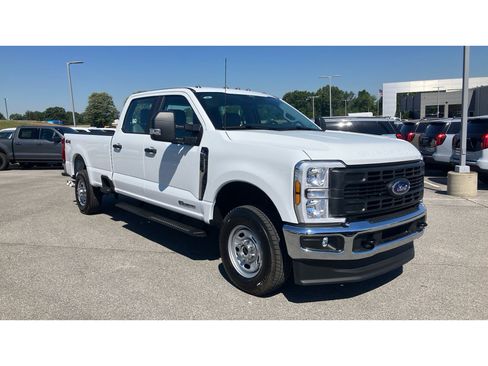 Used 2026 Ford F350 XL AWD/4WD image 3