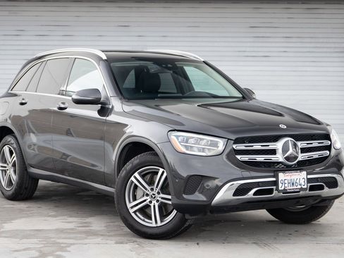 Used 2022 Mercedes-Benz GLC 300 image 1