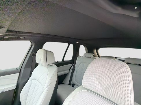 New 2026 BMW X5 xDrive50e w/ Executive Package AWD/4WD image 27
