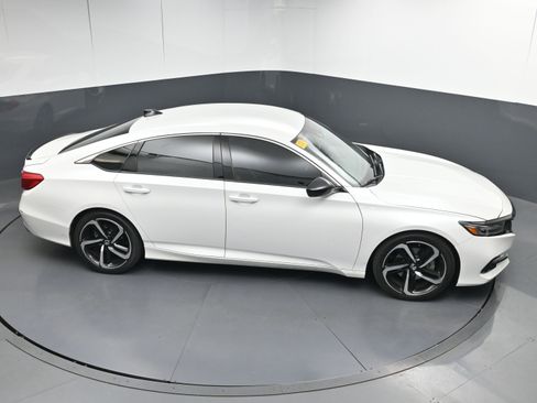 Used 2021 Honda Accord Sport image 34