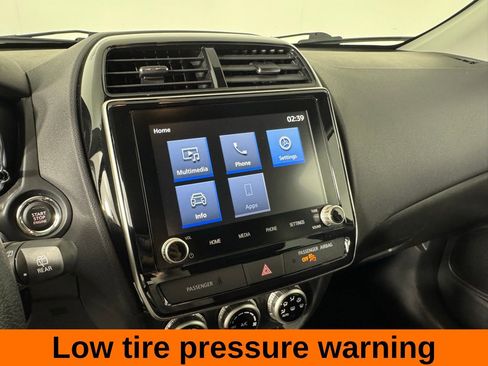 Used 2024 Mitsubishi Outlander Sport SE image 13