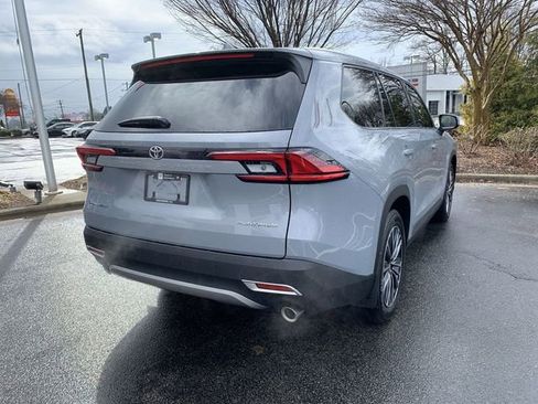 Certified 2026 Toyota Grand Highlander AWD Hybrid image 8