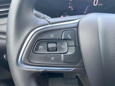 Used 2025 Buick Encore GX Sport Touring AWD/4WD image 39