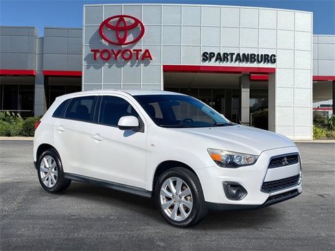 Used 2014 Mitsubishi Outlander Sport ES image 1