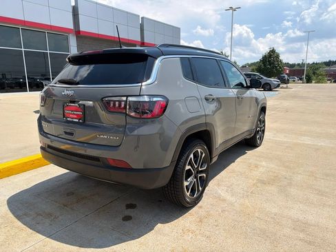 Used 2024 Jeep Compass Limited AWD/4WD image 9