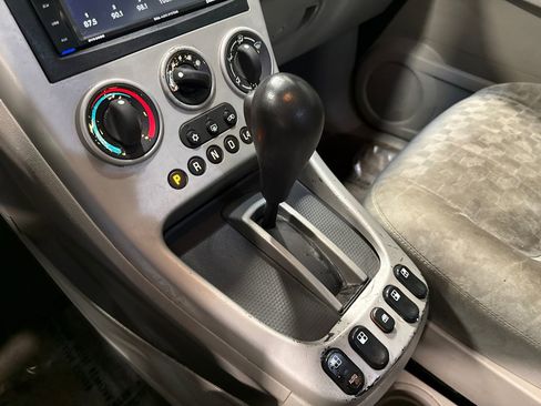 Used 2005 Chevrolet Equinox LT AWD/4WD image 19