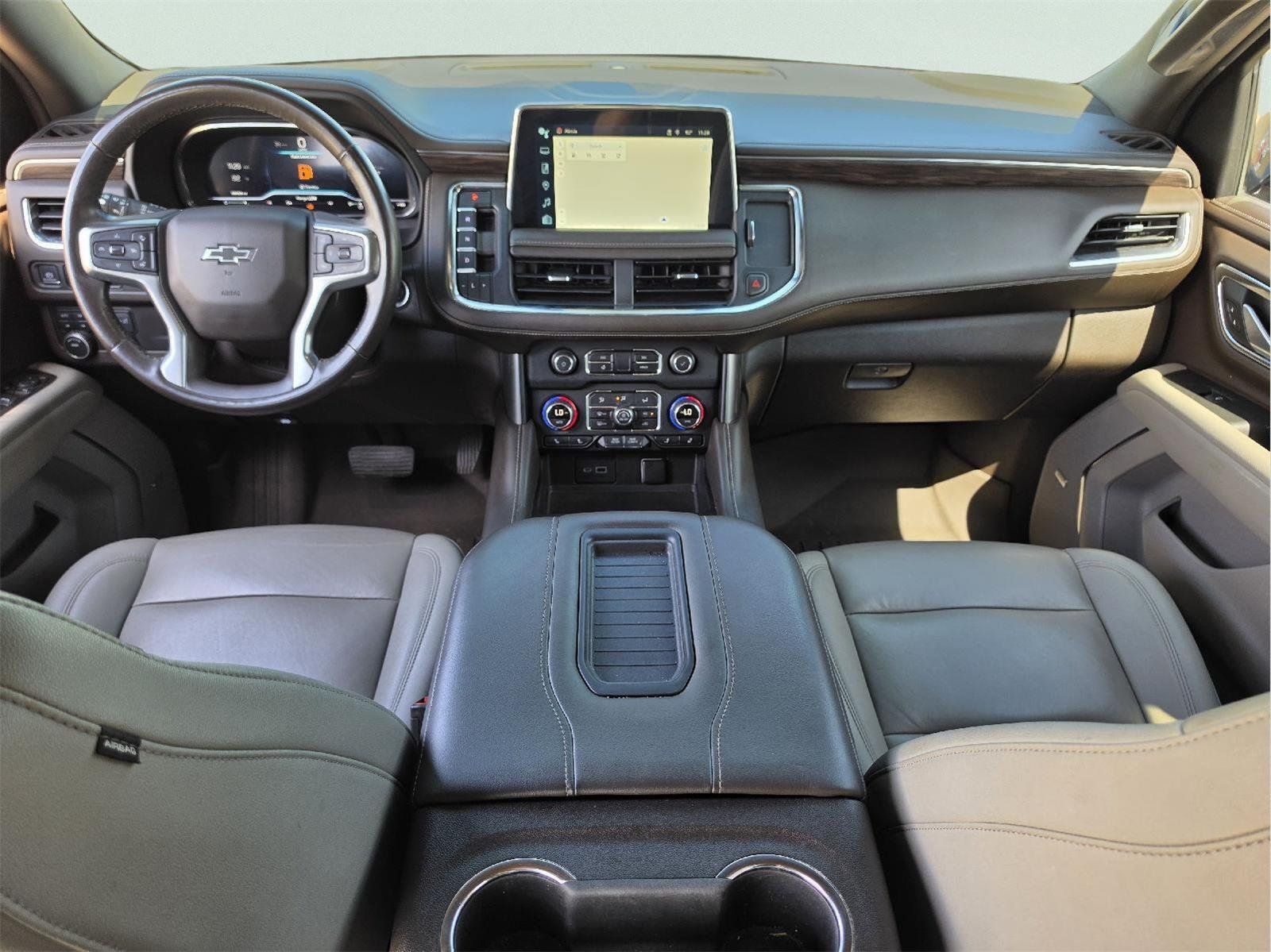 Used 2022 Chevrolet Tahoe Z71 w/ Luxury Package AWD/4WD image 8