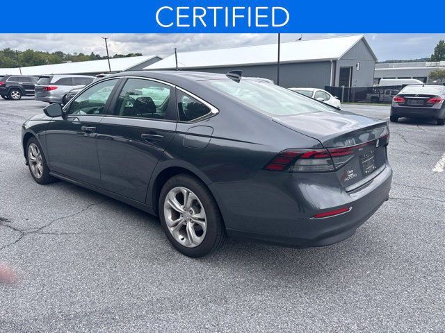 Used 2025 Honda Accord LX image 5