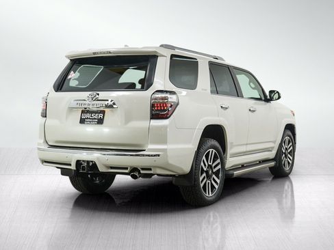 Used 2023 Toyota 4Runner Limited AWD/4WD image 5