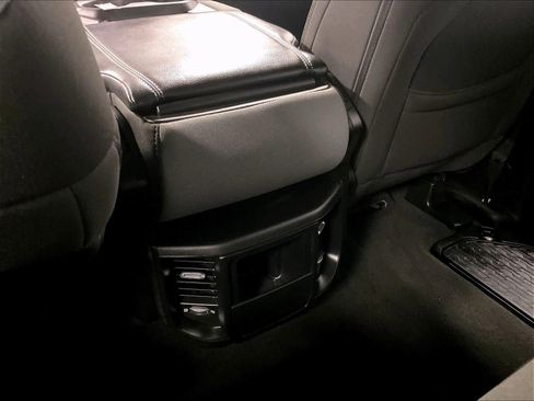 Used 2023 RAM 1500 Big Horn image 27