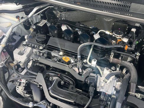 Used 2025 Toyota Corolla LE image 35