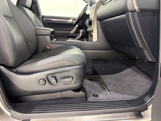 Used 2021 Lexus GX 460 Premium w/ Premium Package AWD/4WD image 22