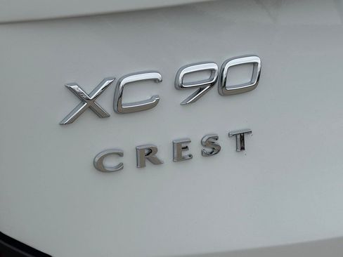 New 2026 Volvo XC90 T8 Plus image 8