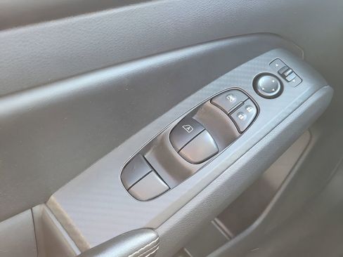 Used 2024 Nissan Altima 2.5 SV image 28