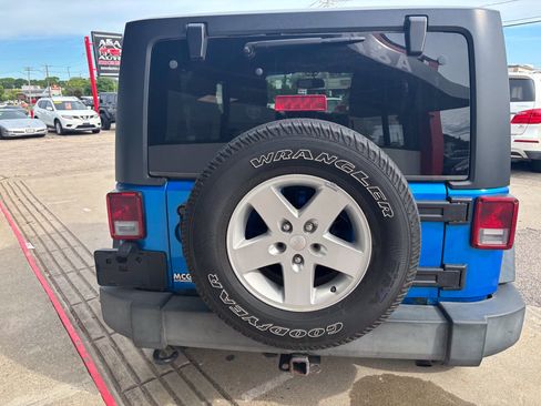 Used 2015 Jeep Wrangler Sport w/ Quick Order Package 24S AWD/4WD image 22
