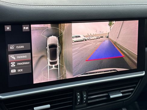 Used 2021 Porsche Cayenne GTS image 25