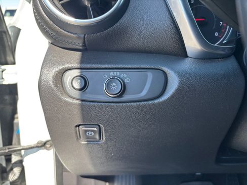 Used 2021 Chevrolet Blazer LT image 33