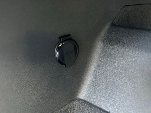 New 2026 Volkswagen Tiguan SE R-Line image 45