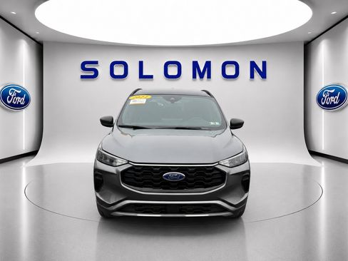 Certified 2024 Ford Escape ST-Line w/ Tech Pack #1 AWD/4WD image 2