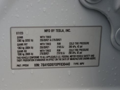 Used 2023 Tesla Model Y Performance AWD/4WD image 29