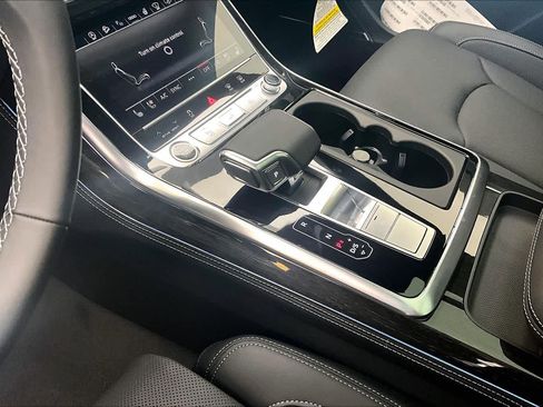New 2026 Audi Q7 3.0T Prestige image 7