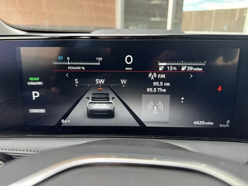 Used 2024 Nissan Ariya FWD image 17