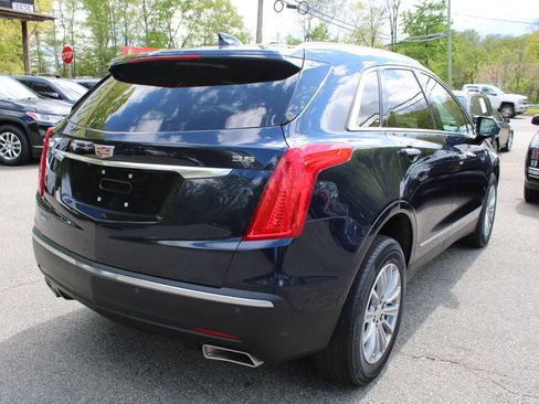 Used 2017 Cadillac XT5 Luxury w/ Driver Awareness Package AWD/4WD image 8