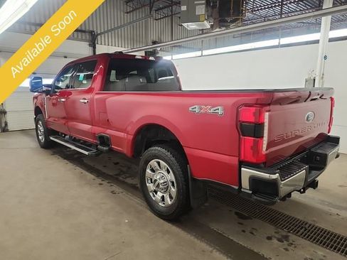 Used 2024 Ford F350 Lariat AWD/4WD image 3
