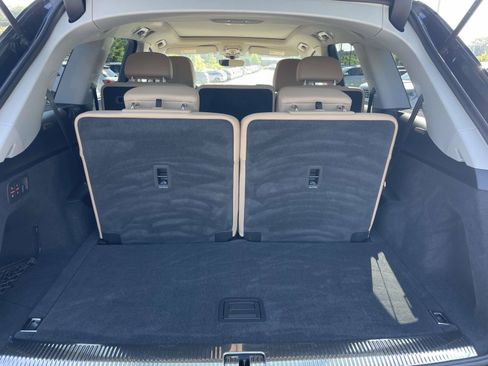 Certified 2025 Audi Q7 3.0T Premium Plus AWD/4WD image 10