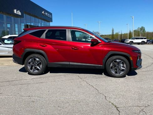 New 2026 Hyundai Tucson SEL FWD image 9