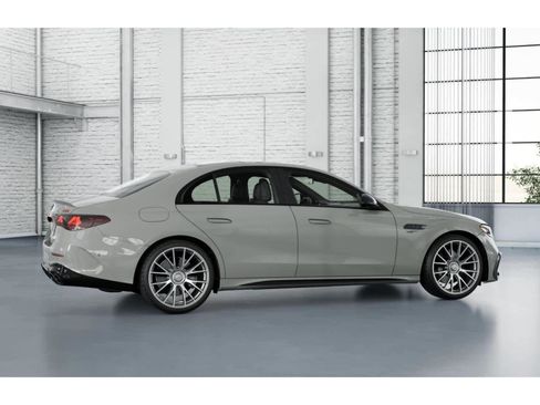 New 2026 Mercedes-Benz E 53 AMG e 4MATIC Sedan image 17