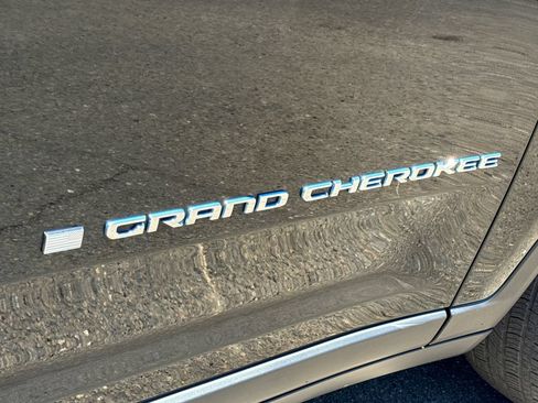 Certified 2023 Jeep Grand Cherokee 4WD 4xe image 8