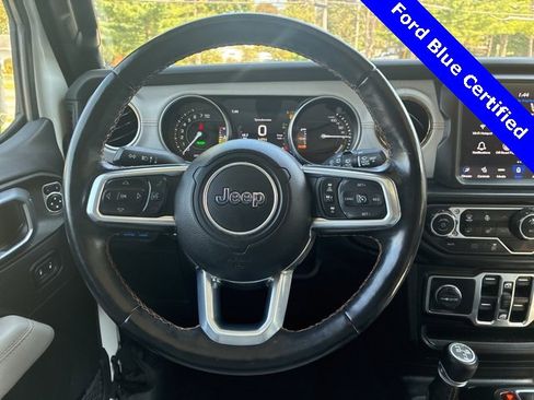 Used 2022 Jeep Wrangler Unlimited Sahara image 24