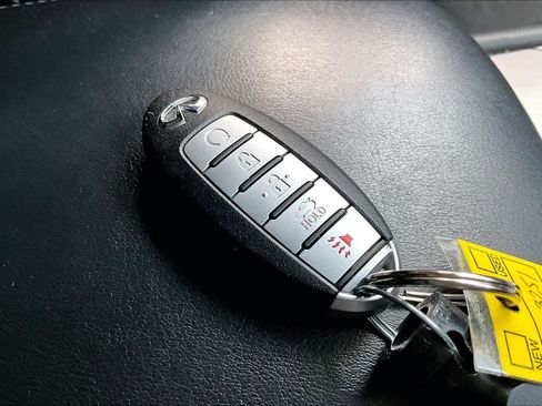 Used 2017 INFINITI Q60 w/ Premium Plus Package 3.0T image 14