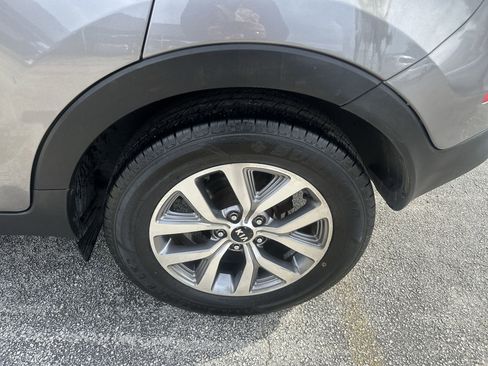 Used 2015 Kia Sportage LX image 19